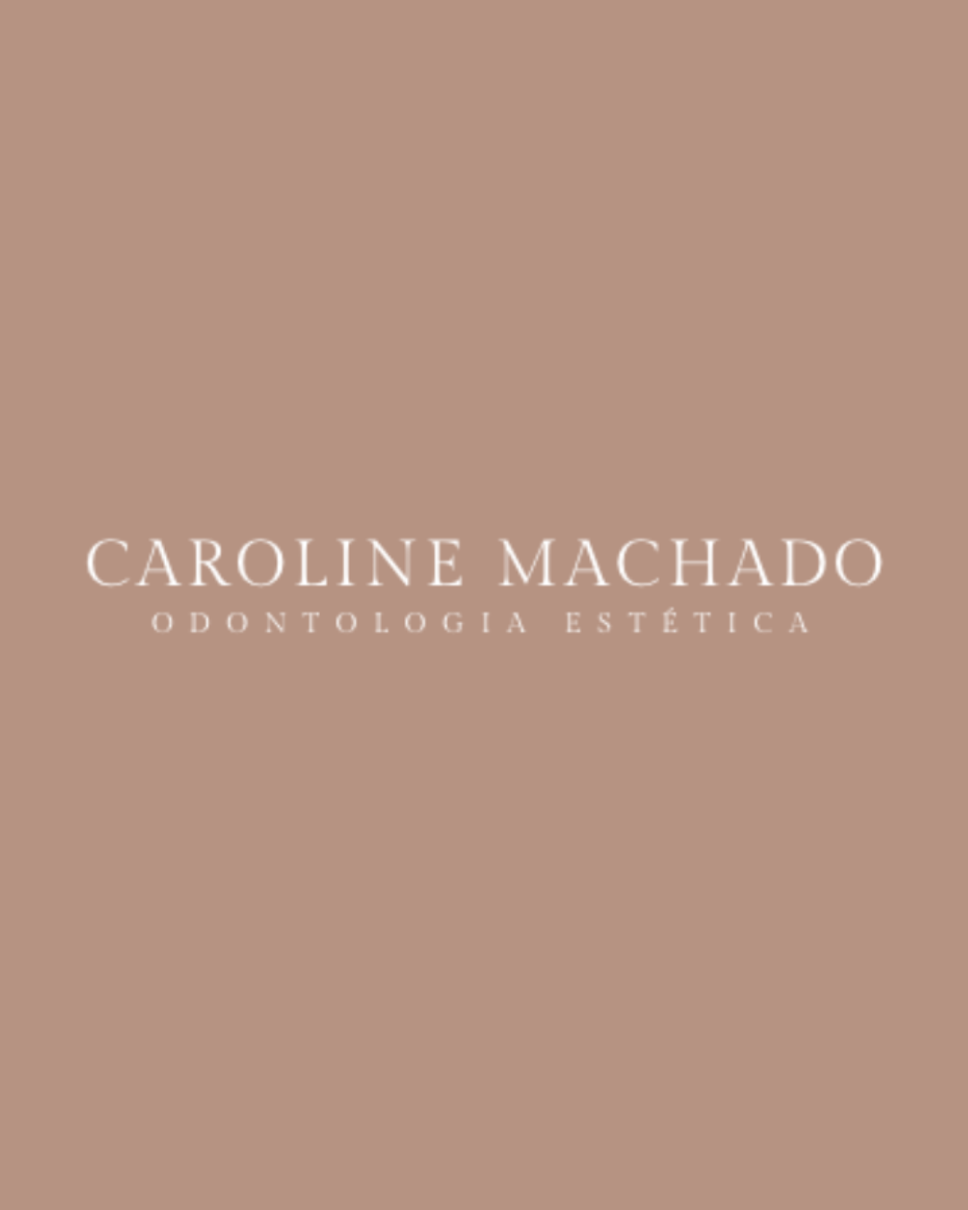 Foto de Dra. Caroline Machado