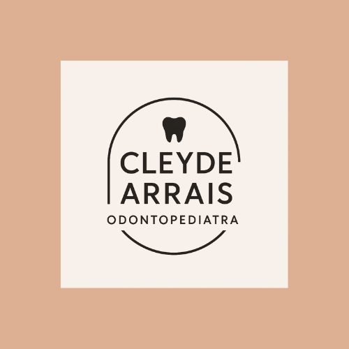 Foto de Dra.Cleyde Arrais - Odontopediatra