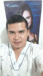 Foto de Emir nay tirina